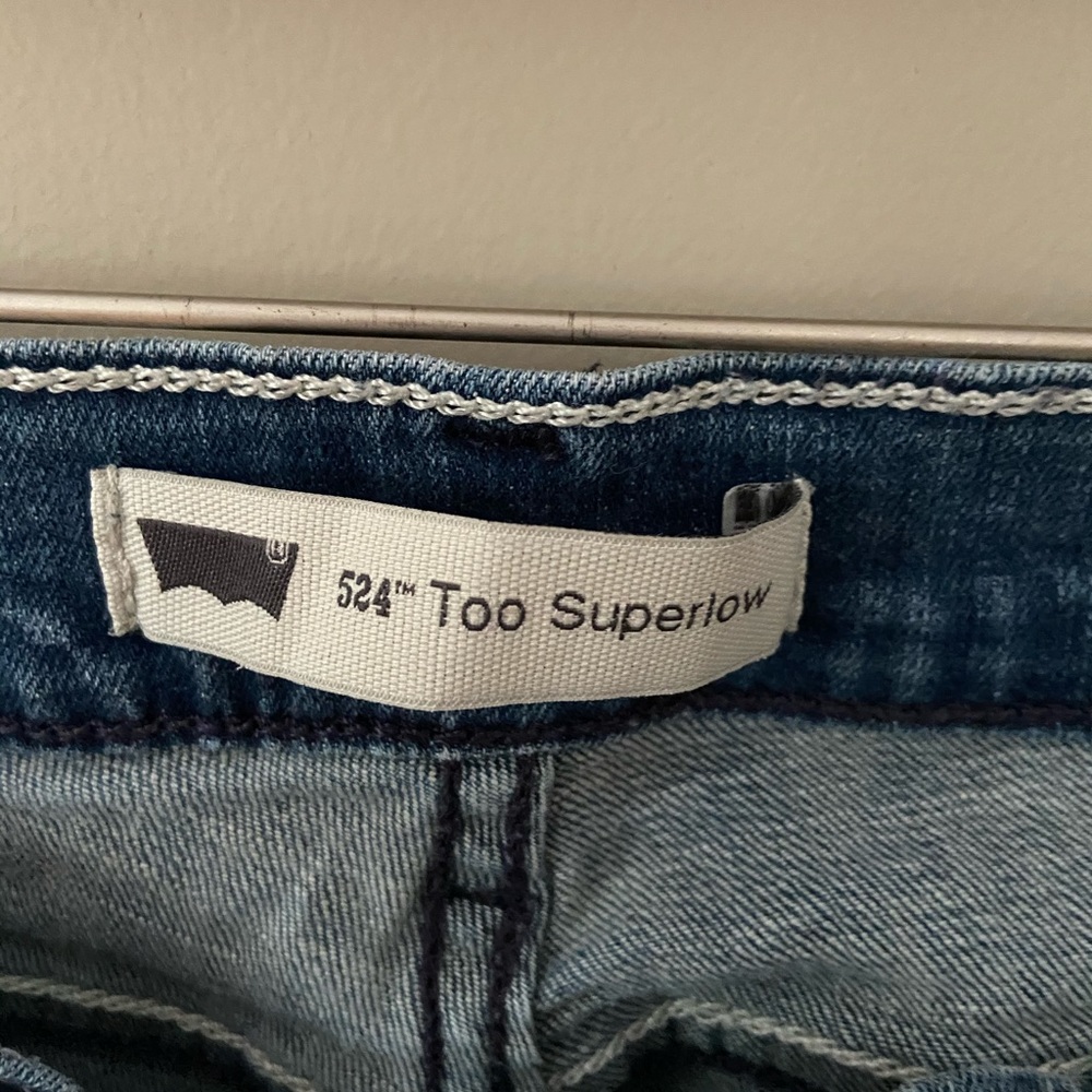 Levi’s 👖 - Picture 3 of 4